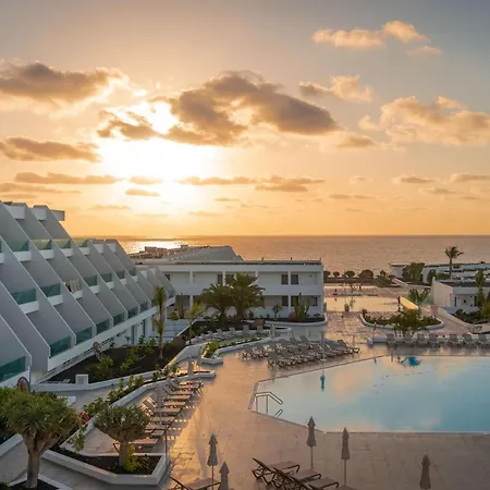 Отель Radisson Blu Resort, Lanzarote Adults Only