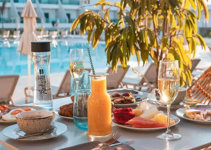 Otel Radisson Blu Resort, Lanzarote Adults Only 4*