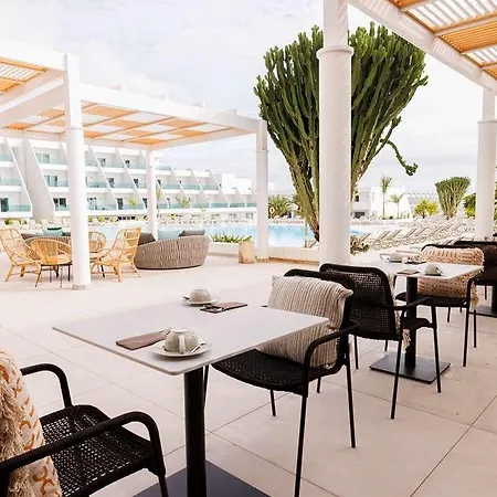 Hotel Radisson Blu Resort, Lanzarote Adults Only 4*