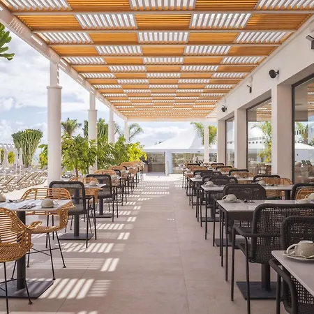 Radisson Blu Resort, Lanzarote Adults Only Hotel