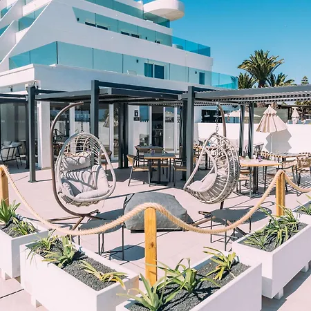 Radisson Blu Resort, Lanzarote Adults Only 4*