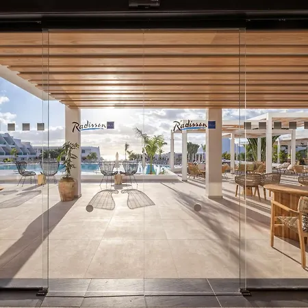 Radisson Blu Resort, Lanzarote Adults Only Hotel Costa Teguise