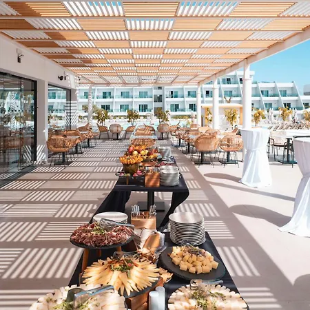 Radisson Blu Resort, Lanzarote Adults Only 4*