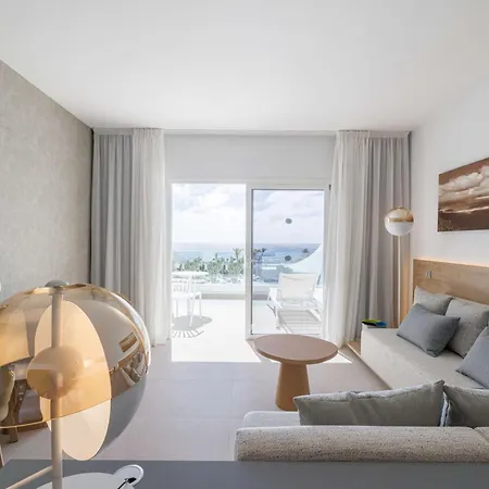 Hotel Radisson Blu Resort, Lanzarote Adults Only 4*