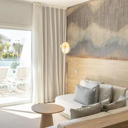 Radisson Blu Resort, Lanzarote Adults Only 科斯塔特吉塞