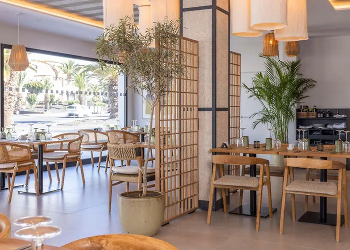 Radisson Blu Resort, Lanzarote Adults Only Hotel 4*