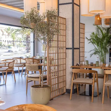 Radisson Blu Resort, Lanzarote Adults Only Ξενοδοχείο 4*
