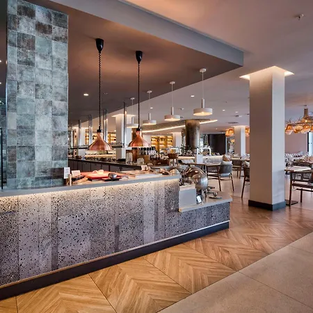 Hotell Radisson Blu Resort, Lanzarote Adults Only 4*